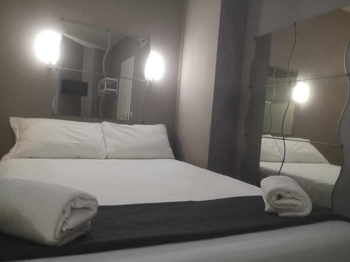 Living Bed And Breakfast 카소리아 외부 사진