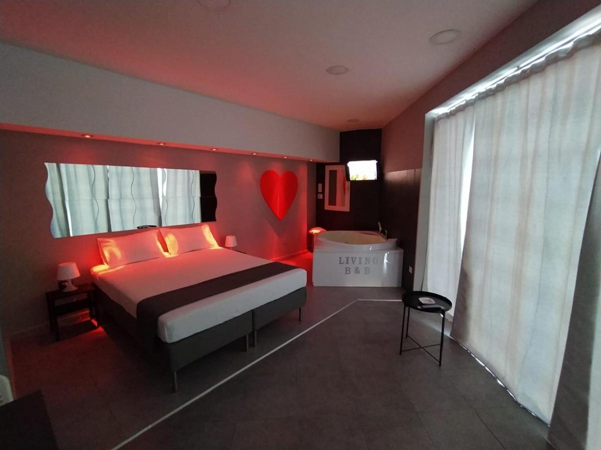 Living Bed And Breakfast 카소리아 외부 사진