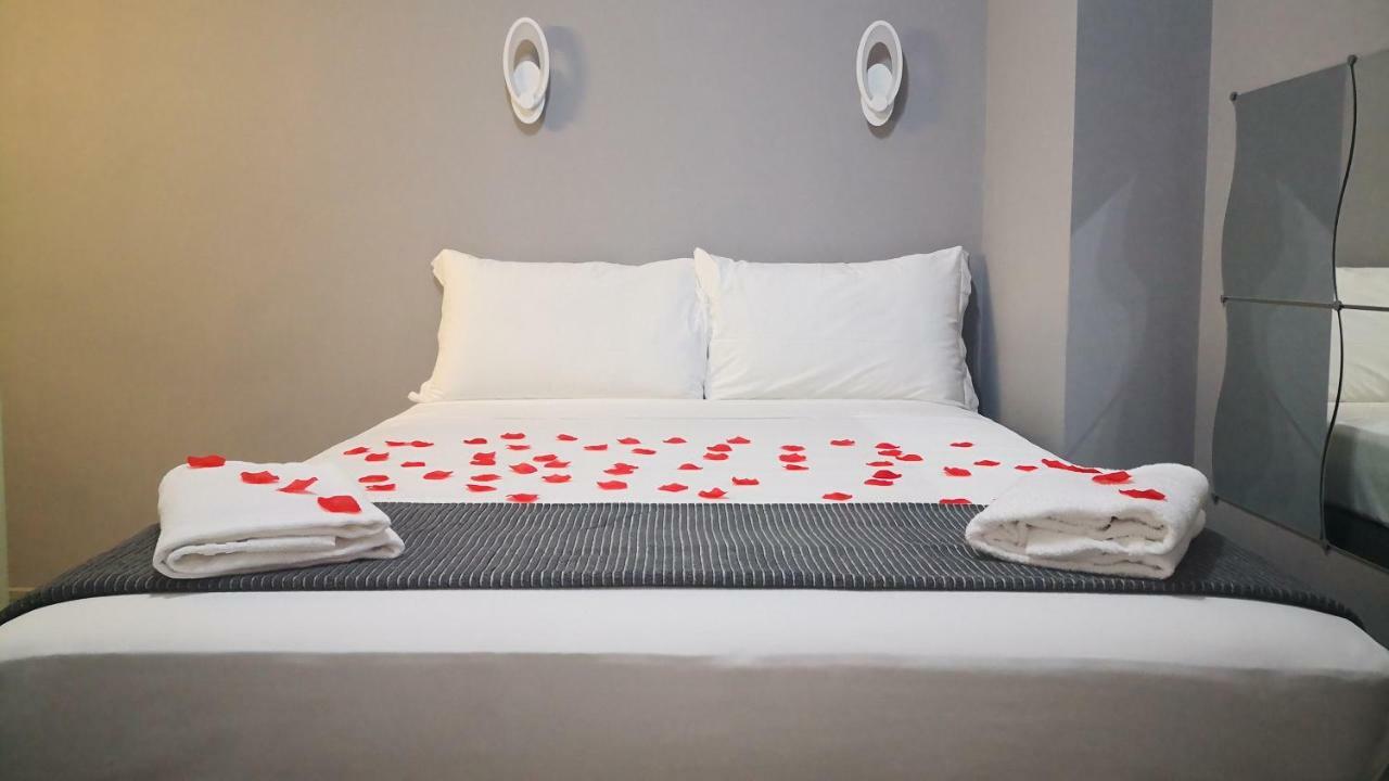 Living Bed And Breakfast 카소리아 외부 사진