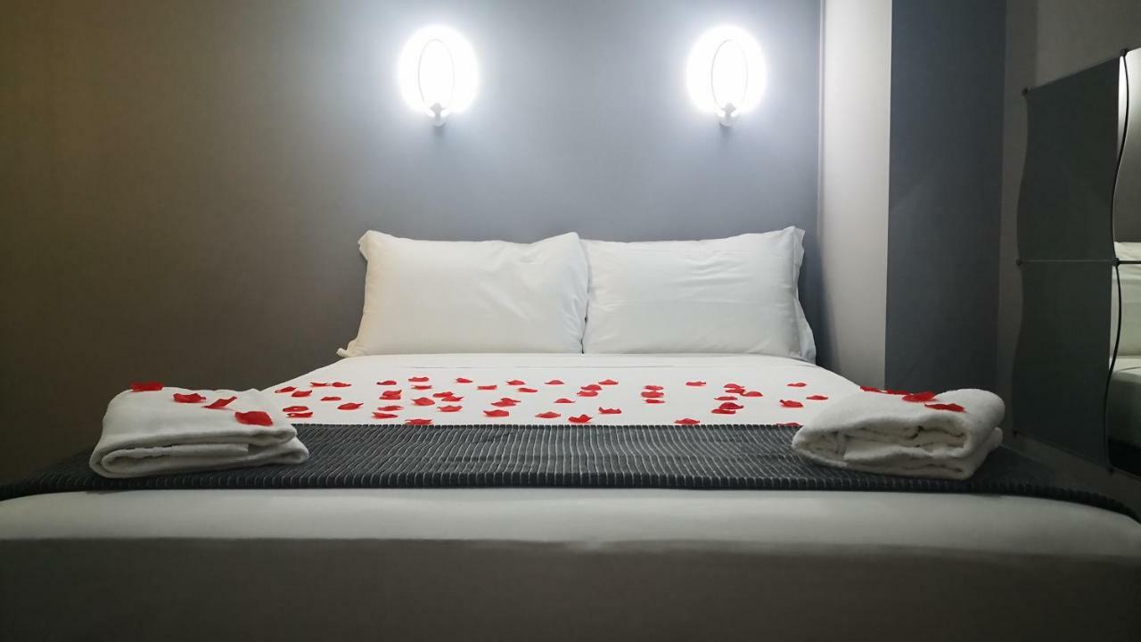 Living Bed And Breakfast 카소리아 외부 사진