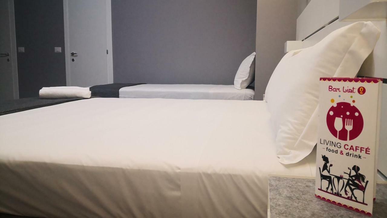 Living Bed And Breakfast 카소리아 외부 사진