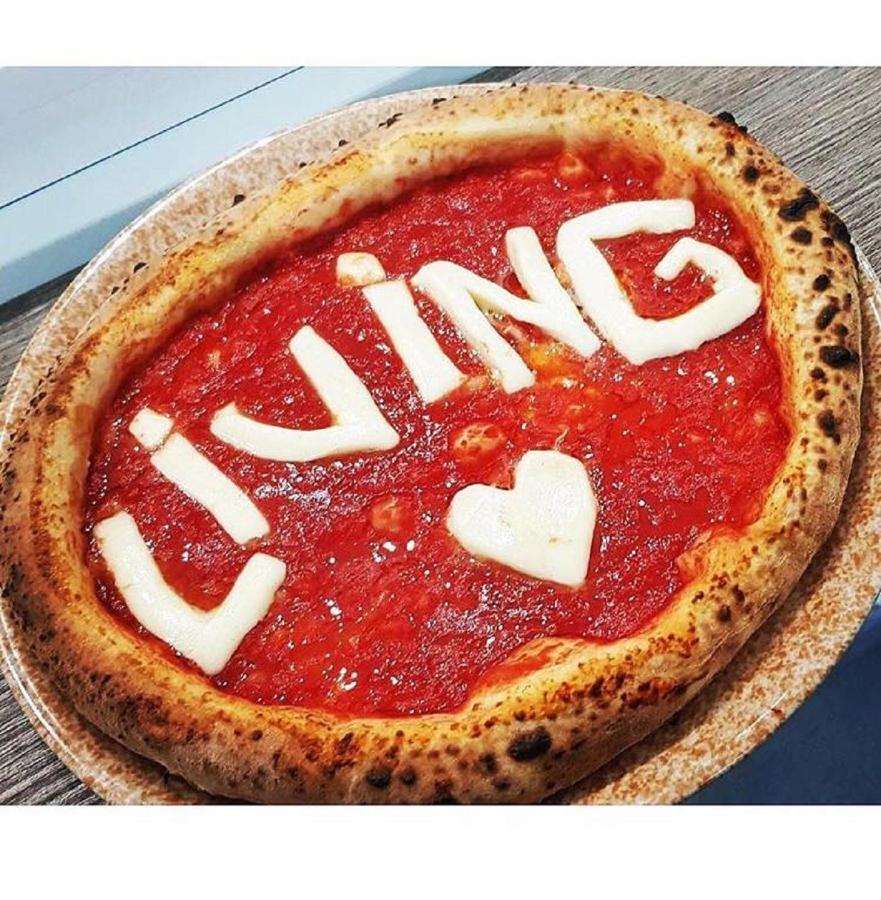 Living Bed And Breakfast 카소리아 외부 사진